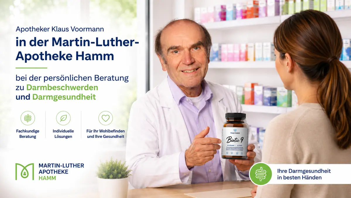 Apotheker Klaus Voormann in der Martin-Luther-Apotheke Hamm bei der persönlichen Beratung zu Darmbeschwerden und Darmgesundheit
